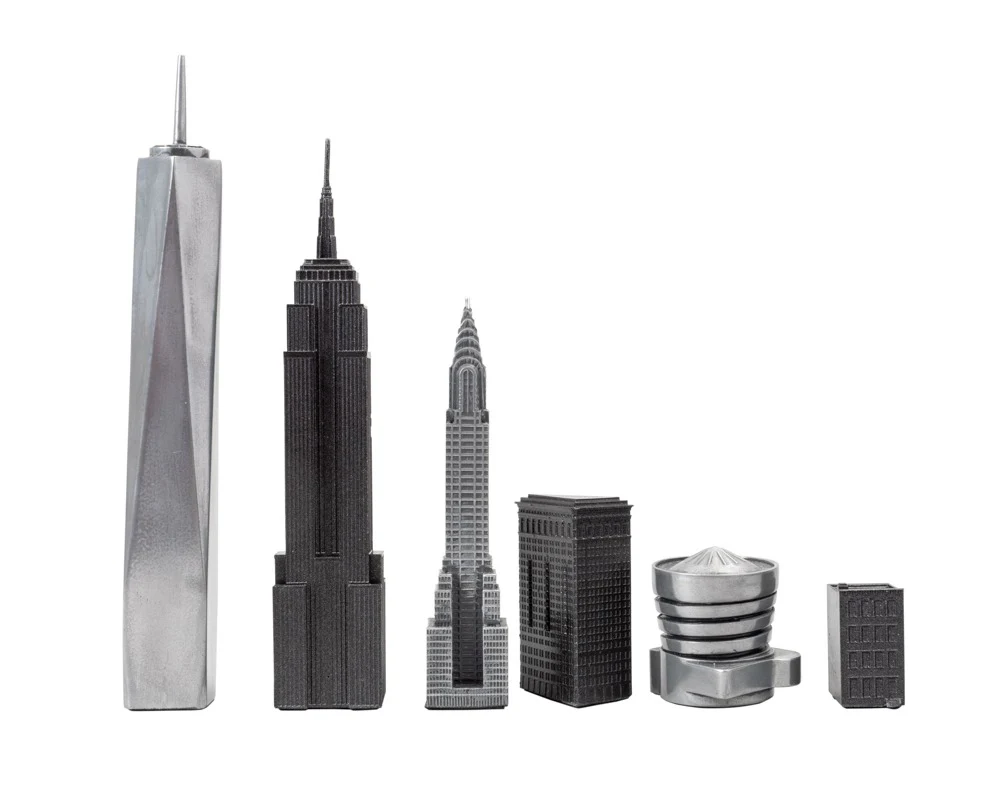 Skyline Premium Schackpjäser i metall - New York-utgåva